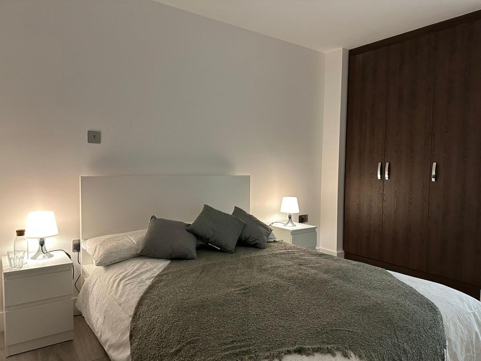 Kensington House By Solitaire Suites Slough Kültér fotó